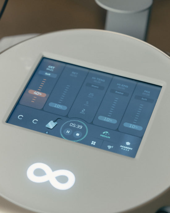 KICHI SCULPT & GLAZE